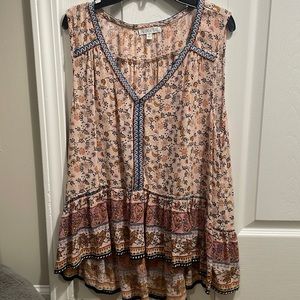 Hardly worn, tank top